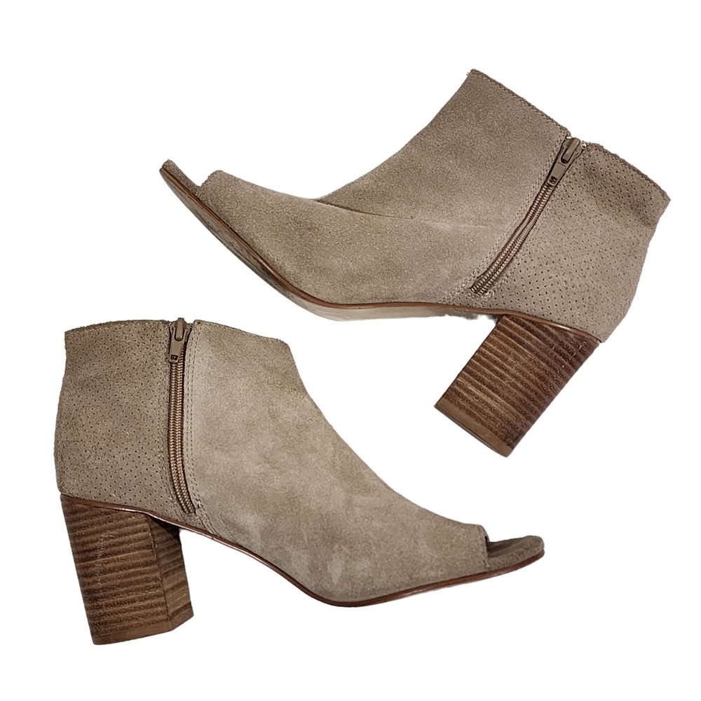 Kensie Zip Up Suede Ankle Booties Peep Toe Stacked Heel Sandals Perforated Raw